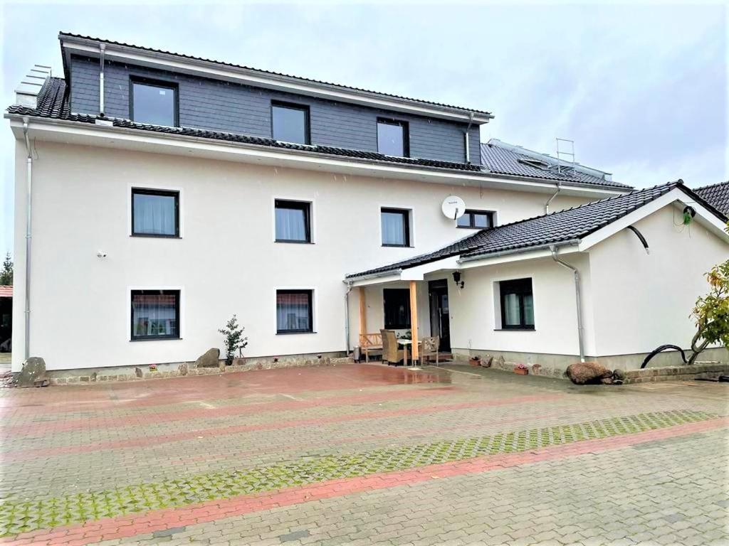 Zielitzer Hof Hotel Exterior photo